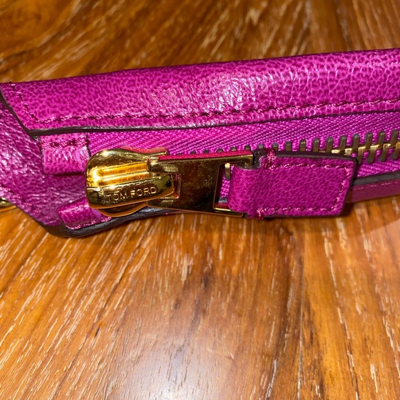 Tom Ford Suede Jennifer Crossbody - Picture 4 of 8